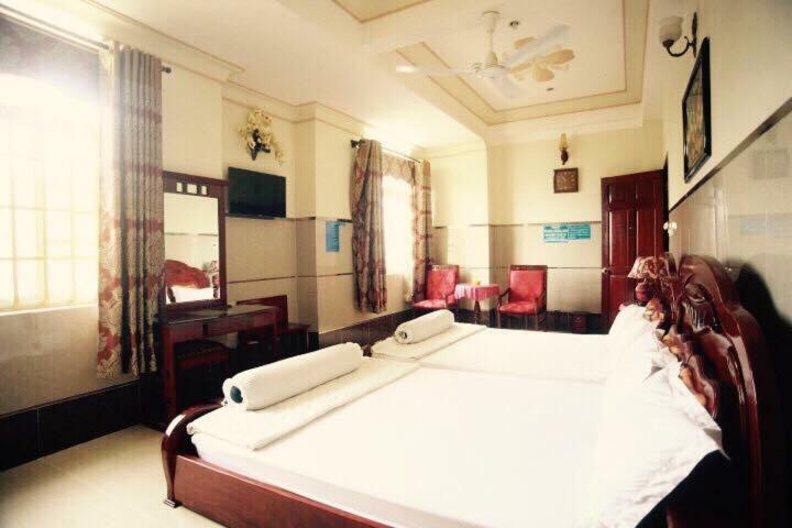 Tan Dat Hoa Hotel & Massage ホーチミン市 エクステリア 写真