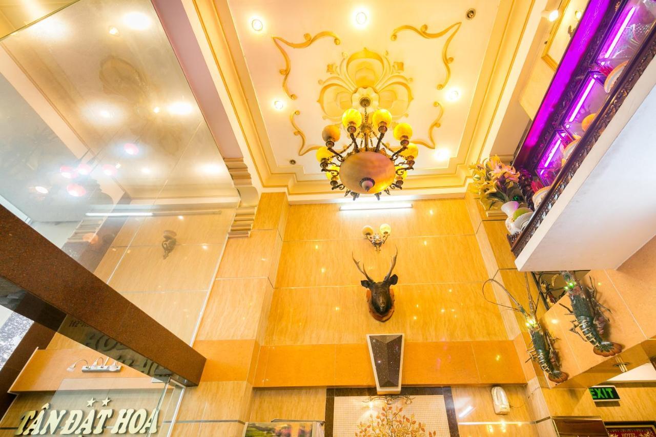 Tan Dat Hoa Hotel & Massage ホーチミン市 エクステリア 写真